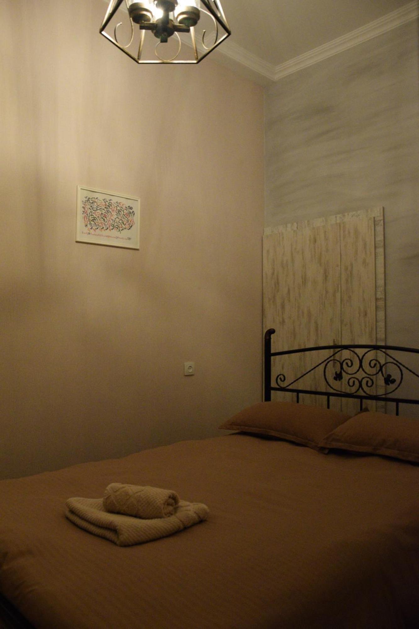 Apartament Librarians' Flat Tbilisi Zewnętrze zdjęcie