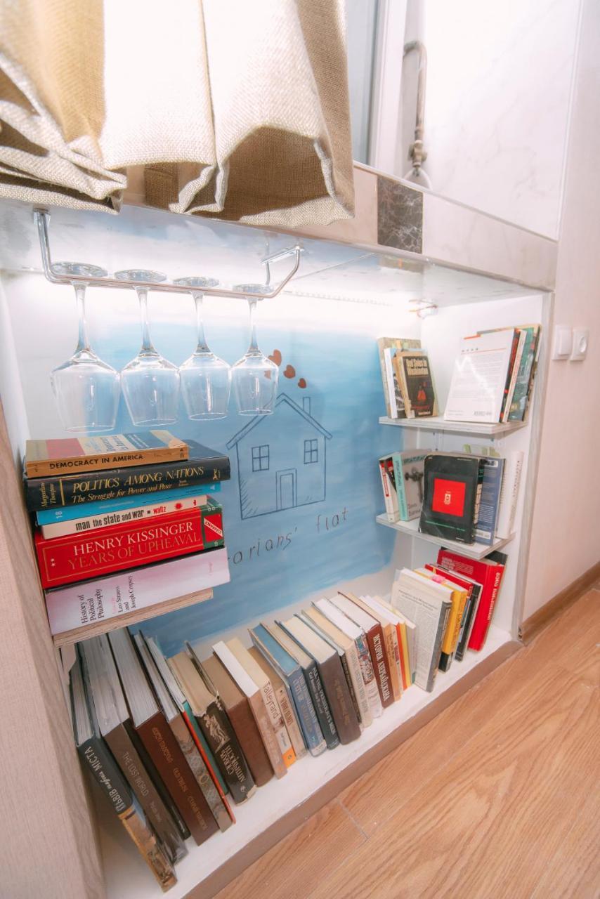 Apartament Librarians' Flat Tbilisi Zewnętrze zdjęcie