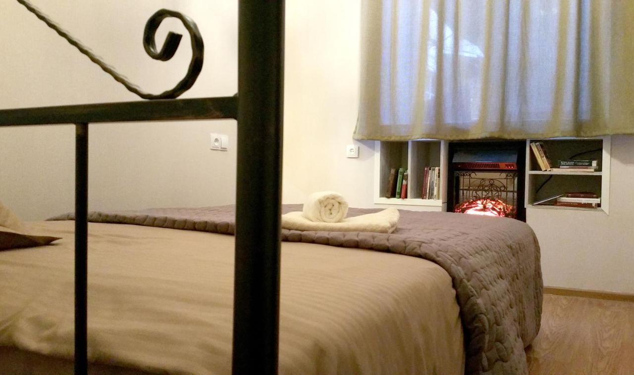 Apartament Librarians' Flat Tbilisi Zewnętrze zdjęcie