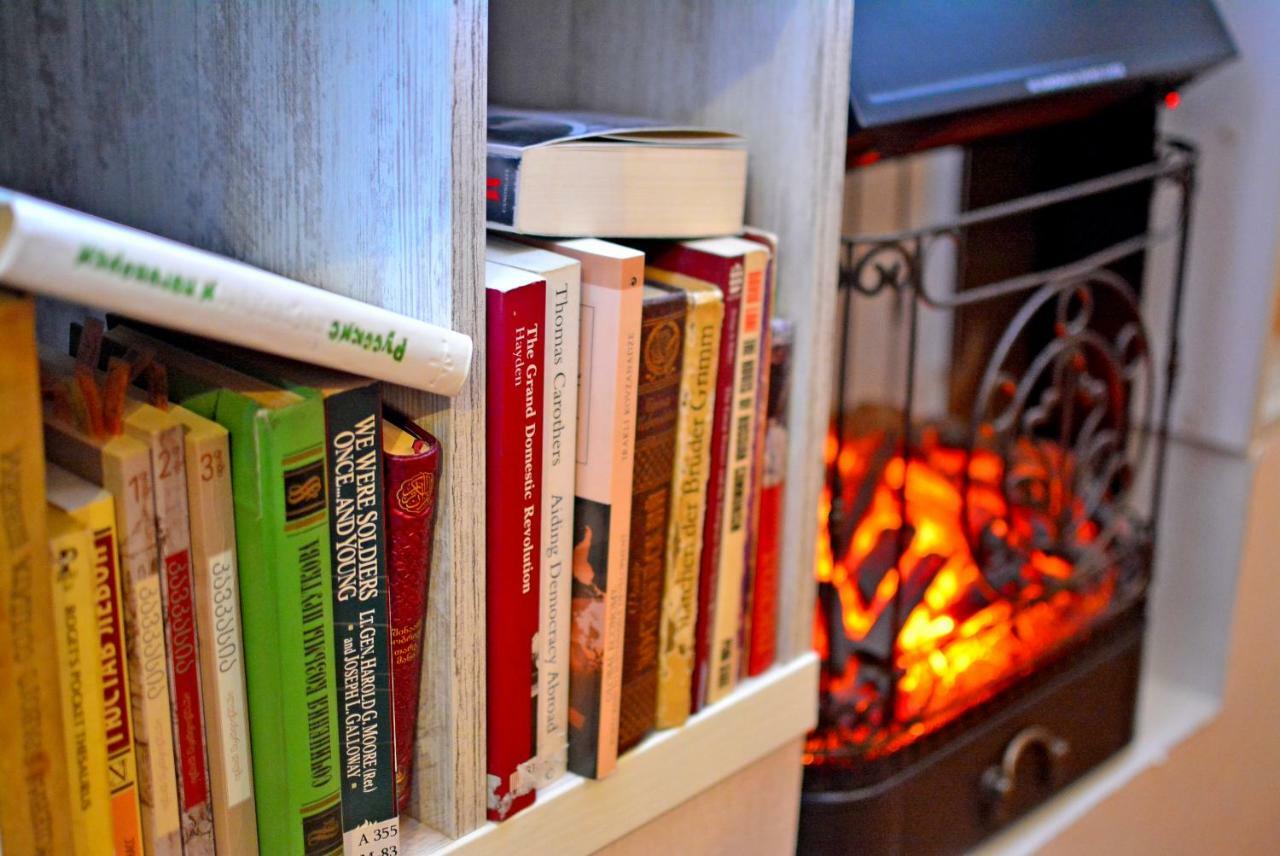 Apartament Librarians' Flat Tbilisi Zewnętrze zdjęcie